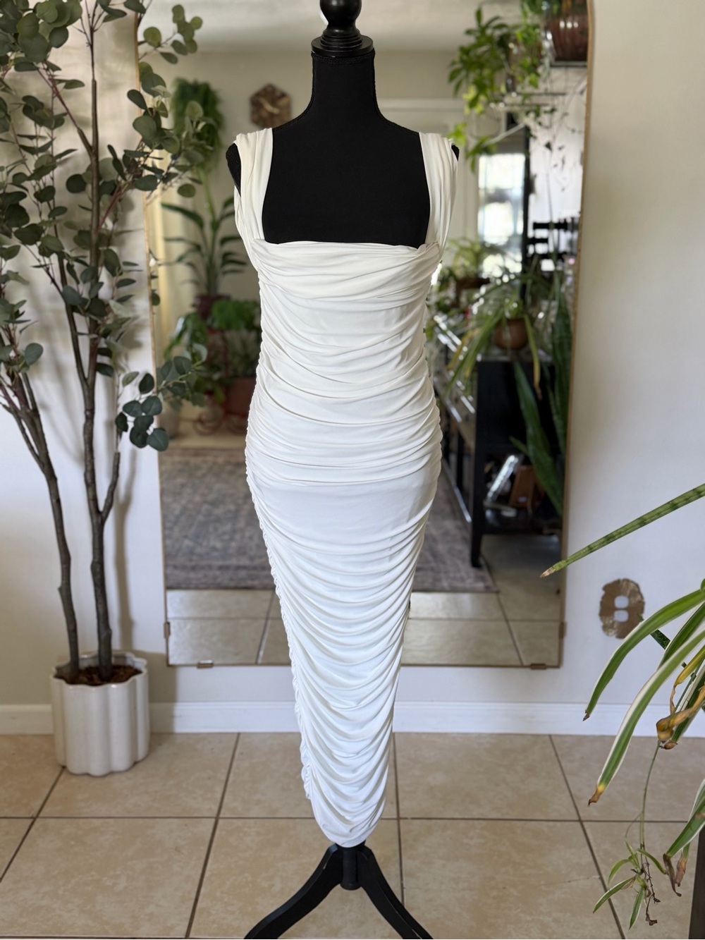 NWT Club L London Lost For Words Bardot White Ruched Draped Midi Dress Women's 8 - Picture 2 of 9